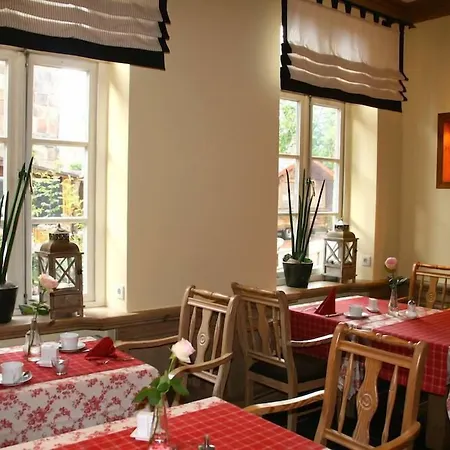 Hotel Altes Stadthaus 3*