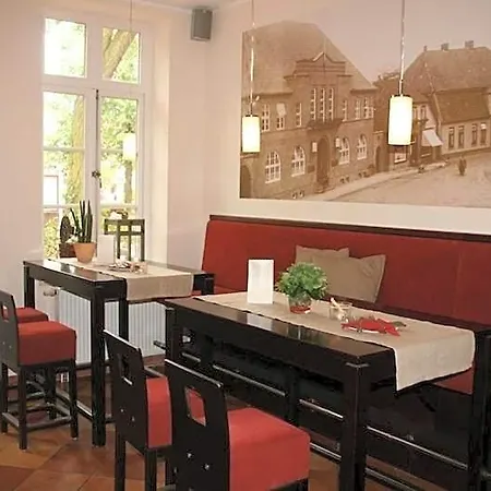 Altes Stadthaus 3*