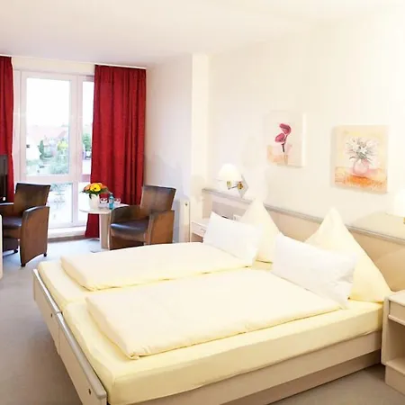 Altes Stadthaus 3*