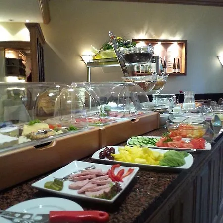 فندق Altes Stadthaus 3*