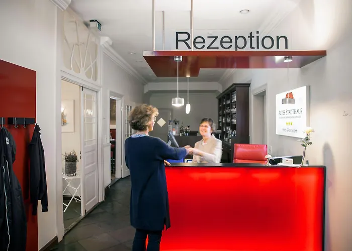 Altes Stadthaus Отель 3*