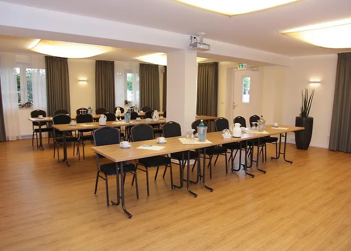 Hotel Altes Stadthaus 3*